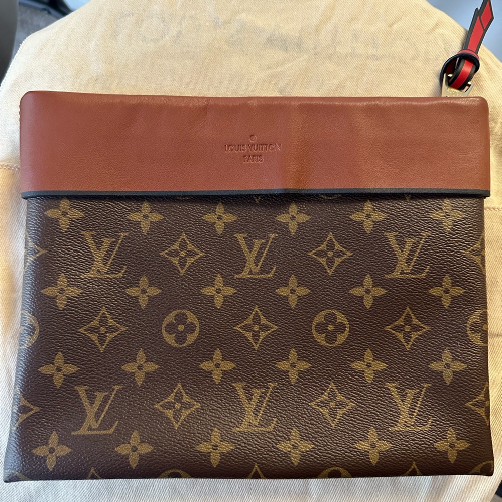 Authentic Louis Vuitton envelope clutch